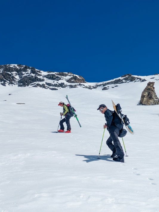 snowboaring at yunam peak