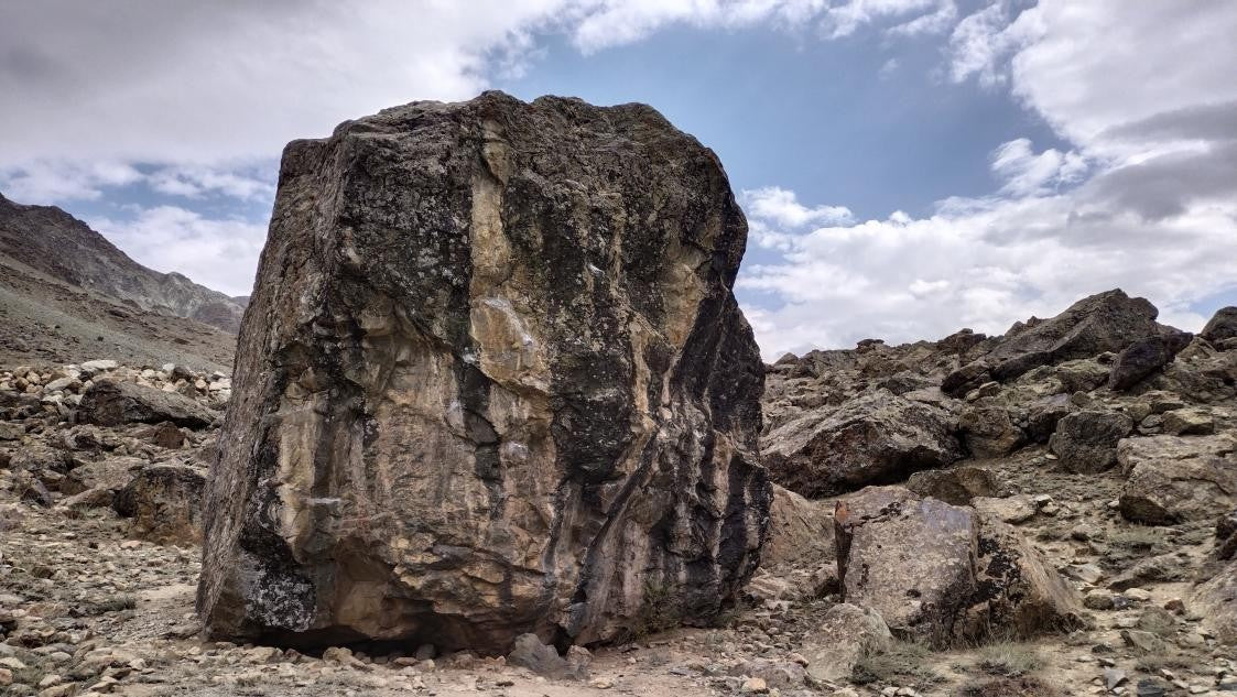 undefined Boulder  in Suru Valley — photograph from the original guidebook