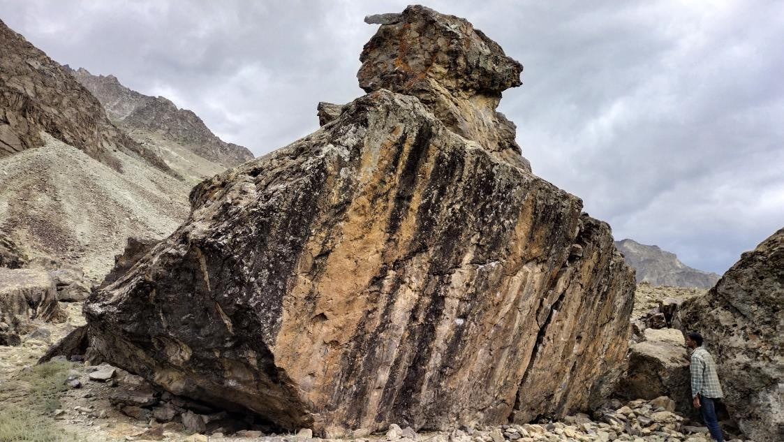 undefined Boulder  in Suru Valley — photograph from the original guidebook